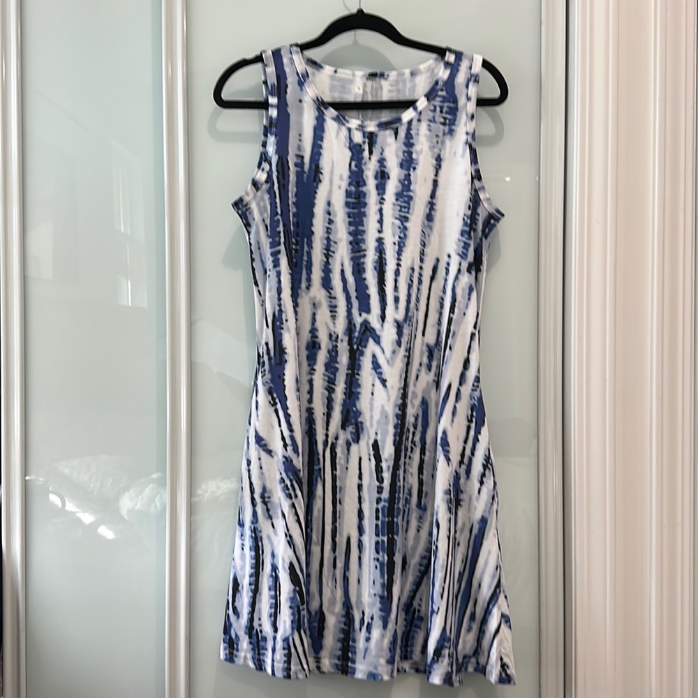 Medium blue, black and white dress with scoop neck
